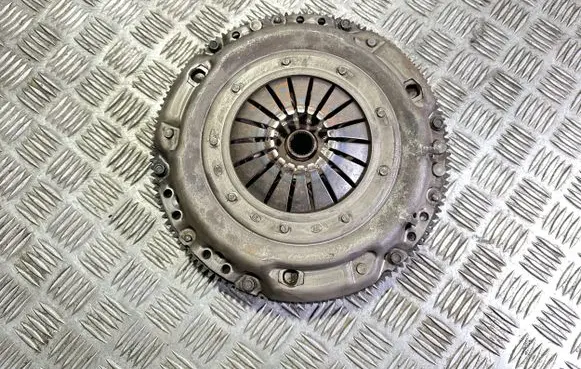 Volkswagen PASSAT B7 Clutch set kit 03L141025Q 03L141032A