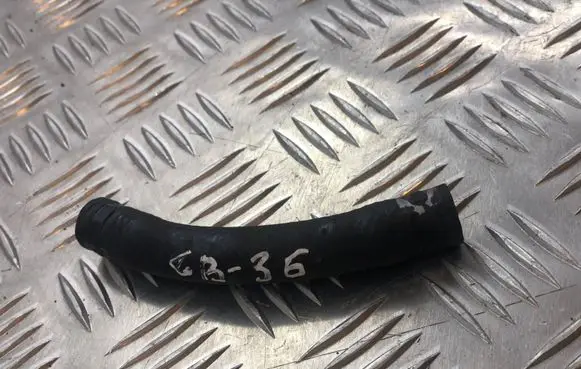 Honda CR-V Engine coolant pipe/hose