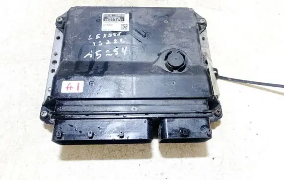 Lexus IS 220D-250-350 Engine control unit/module 8966153701 89661-53701