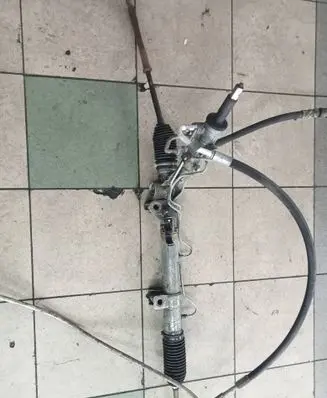Opel Vivaro Steering rack F800001015