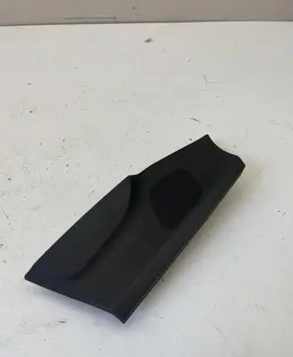 Side speaker trim/cover