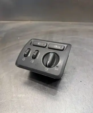 Volvo XC70 Light switch 9441233 01W071 L071400021