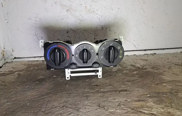 Hyundai Getz Climate control unit
