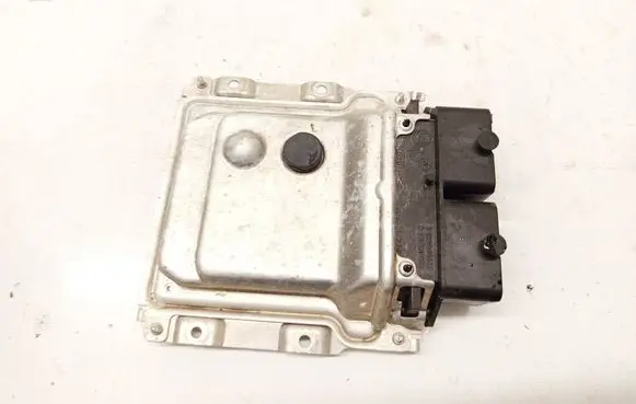 Ford Fiesta Engine control unit/module 0261s18678 h1b112a650ub