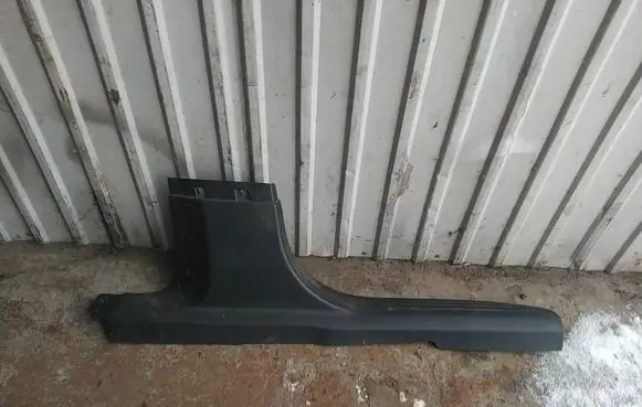 Citroen DS3 (B) pillar trim (bottom) 9820798777