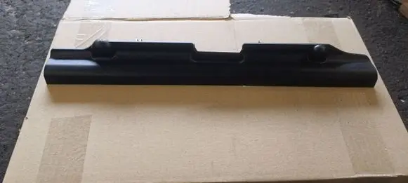 BMW 3 E90 E91 Front passenger seat rail trim 7118490
