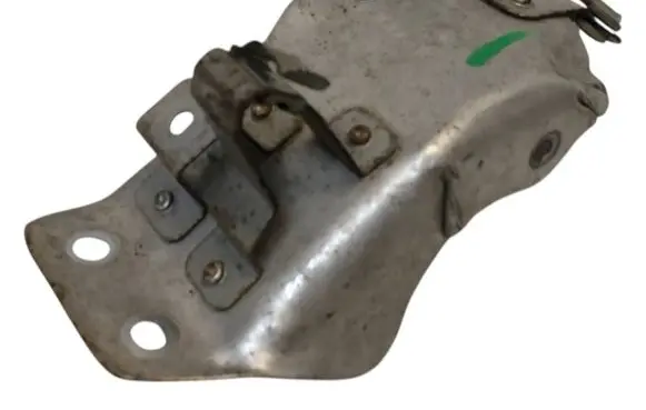Peugeot 308 Heat shield in engine bay 9815340480