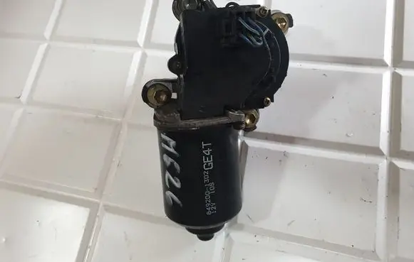 Mazda 626 Wiper motor 8492001302
