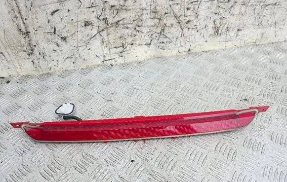 Volkswagen e-Golf Third/center stoplight 5G6945087A