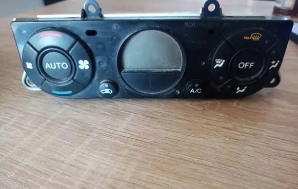 Ford Mondeo Mk III Climate control unit 1s7h18d451ac