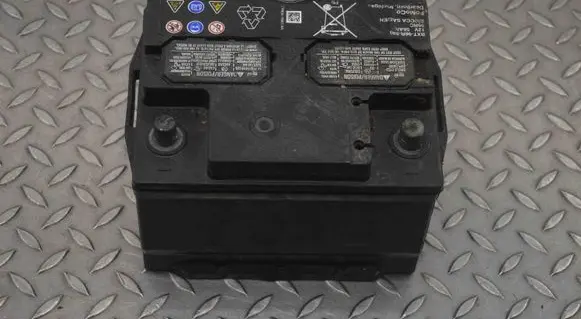 Ford Mustang VI Car battery 56AH