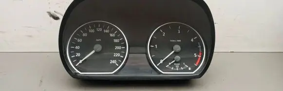 BMW 1 E81 E87 Speedometer (instrument cluster) 102495231 6974649 100405001