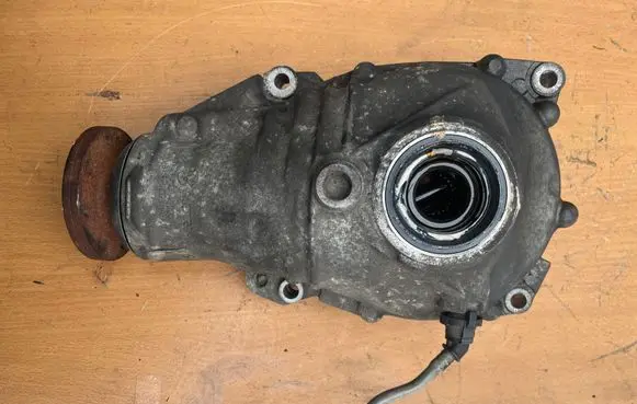 BMW X1 E84 Front differential 7533972