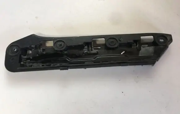 Volkswagen Touran I Front bumper mounting bracket 1T0807936