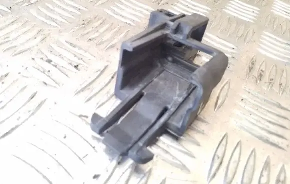 Peugeot 508 Radiator mount bracket 52431057