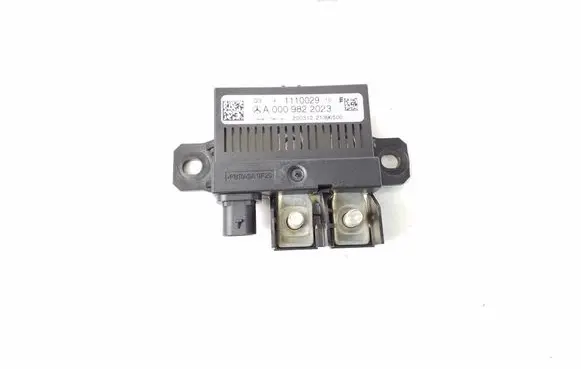 Mercedes-Benz E C207 W207 Other relay A0009822023