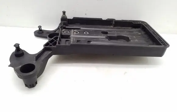 Audi A3 S3 A3 Sportback 8P Battery tray 