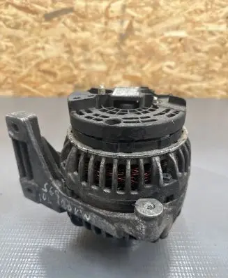 Volvo V70 Generator/alternator 30658085 0124525060 14V75140A