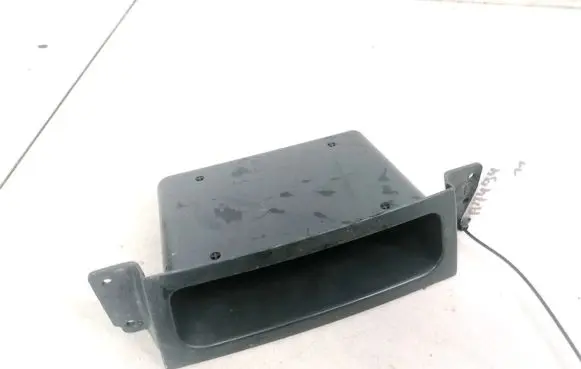 Chrysler Pacifica Glove box