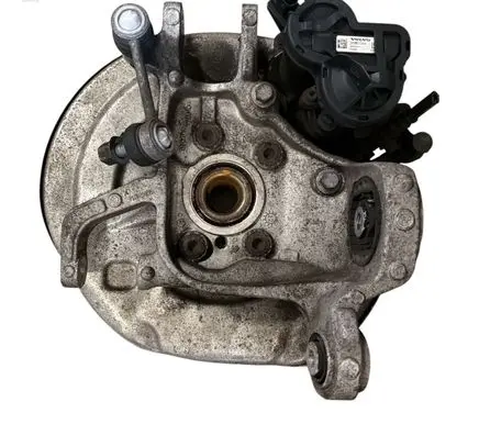 Volvo XC90 Rear wheel hub 31658319 KN093