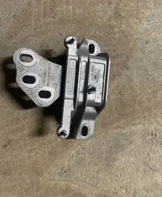 Ford Puma Gearbox mount L1BG7M121BB