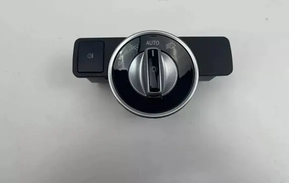 Mercedes-Benz CLS C218 X218 Light switch A2129050551 10091531