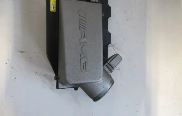 Mercedes-Benz S W221 Air filter box A1560900501 1560900501