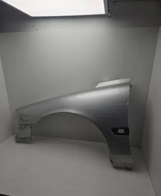 Volvo V70 Fender