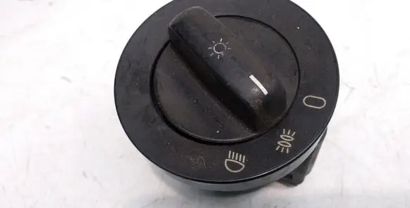 BMW 5 E39 Light switch 8363683