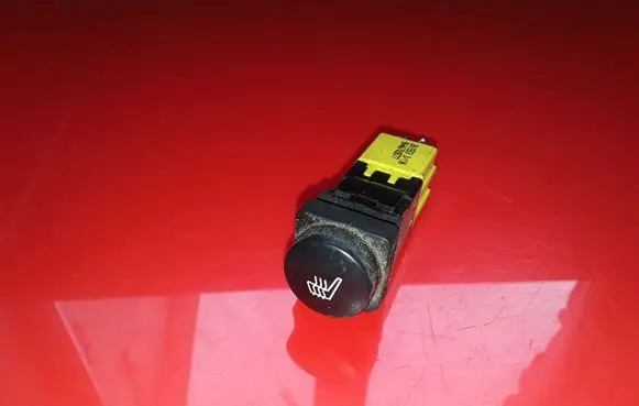 Citroen Berlingo Seat heating switch 9646703577 261553