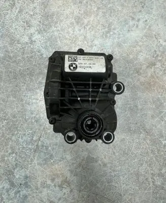 BMW i3 Transmission gearbox valve body 7645837 007153000 152307ED0096