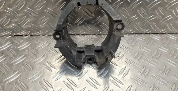 Toyota RAV 4 (XA30) Fog light bracket 