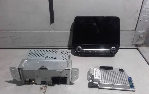 Ford Puma Radio/CD/DVD/GPS head unit H1BT18K810ZNR LU5T14G371GMF K1BT18B955FD
