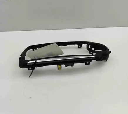Toyota Yaris Radio/GPS head unit trim 864510D030C2 MOU021406