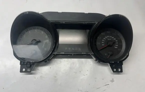 Ford Mustang VI Speedometer (instrument cluster) GR3T10849EF