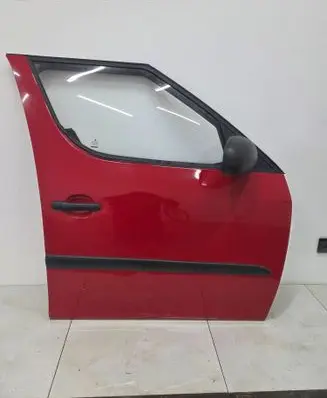 Skoda Praktik (5J8) Front door