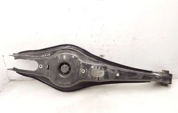 Volkswagen Tiguan Rear upper control arm/wishbone 5Q0505523A