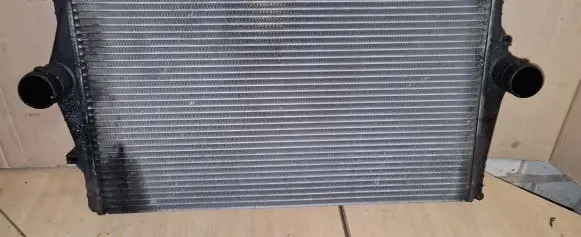 Volvo V70 Intercooler radiator 9161207