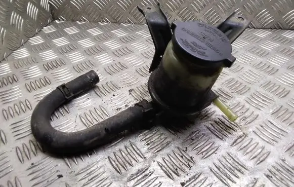 Toyota RAV 4 (XA20) Power steering fluid tank/reservoir