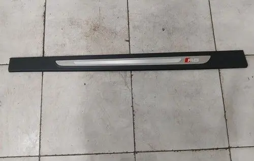 Audi R8 4S Front door trim (molding) 4S0853371