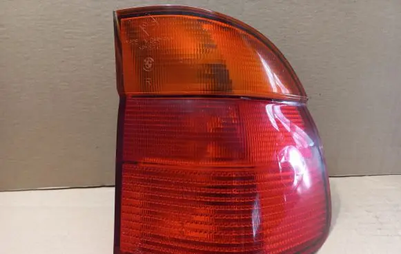 BMW 5 E39 Rear/tail lights 393326