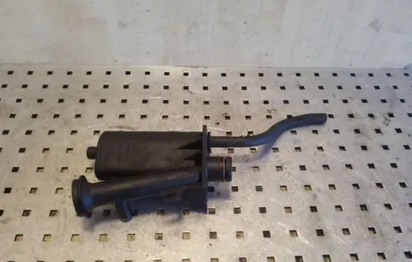 Renault Scenic I Oil breather separator 8200140763