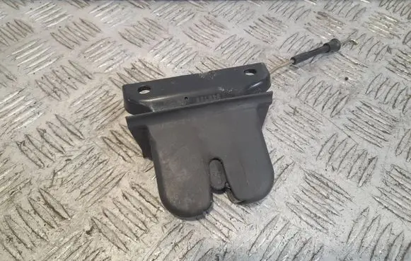 Audi A3 S3 8L Tailgate/trunk/boot lock/catch/latch 8L0827505E
