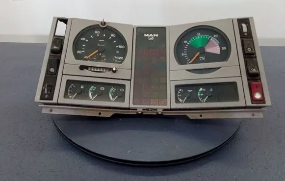 AC 428 Speedometer (instrument cluster) 81272026080