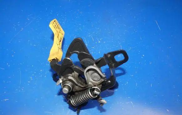 Fiat 500X Engine bonnet/hood lock/catch
