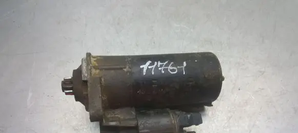Volkswagen Golf IV Starter motor 005821766