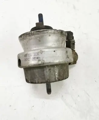 Audi A6 S6 C6 4F Engine mount bracket 4F0199382H
