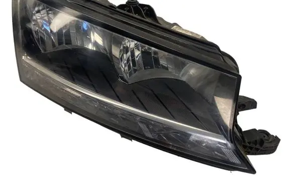 Skoda Fabia Mk3 (NJ) Headlight/headlamp 6V1941016D