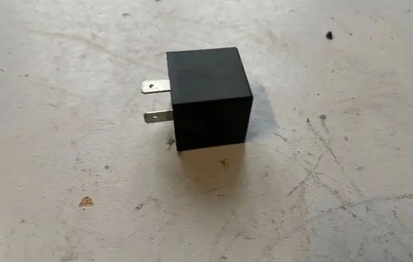 Audi A6 S6 C5 4B Other relay 1H0953227