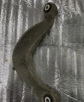 Audi A8 S8 D4 4H Rear upper control arm/wishbone 8K0505324H